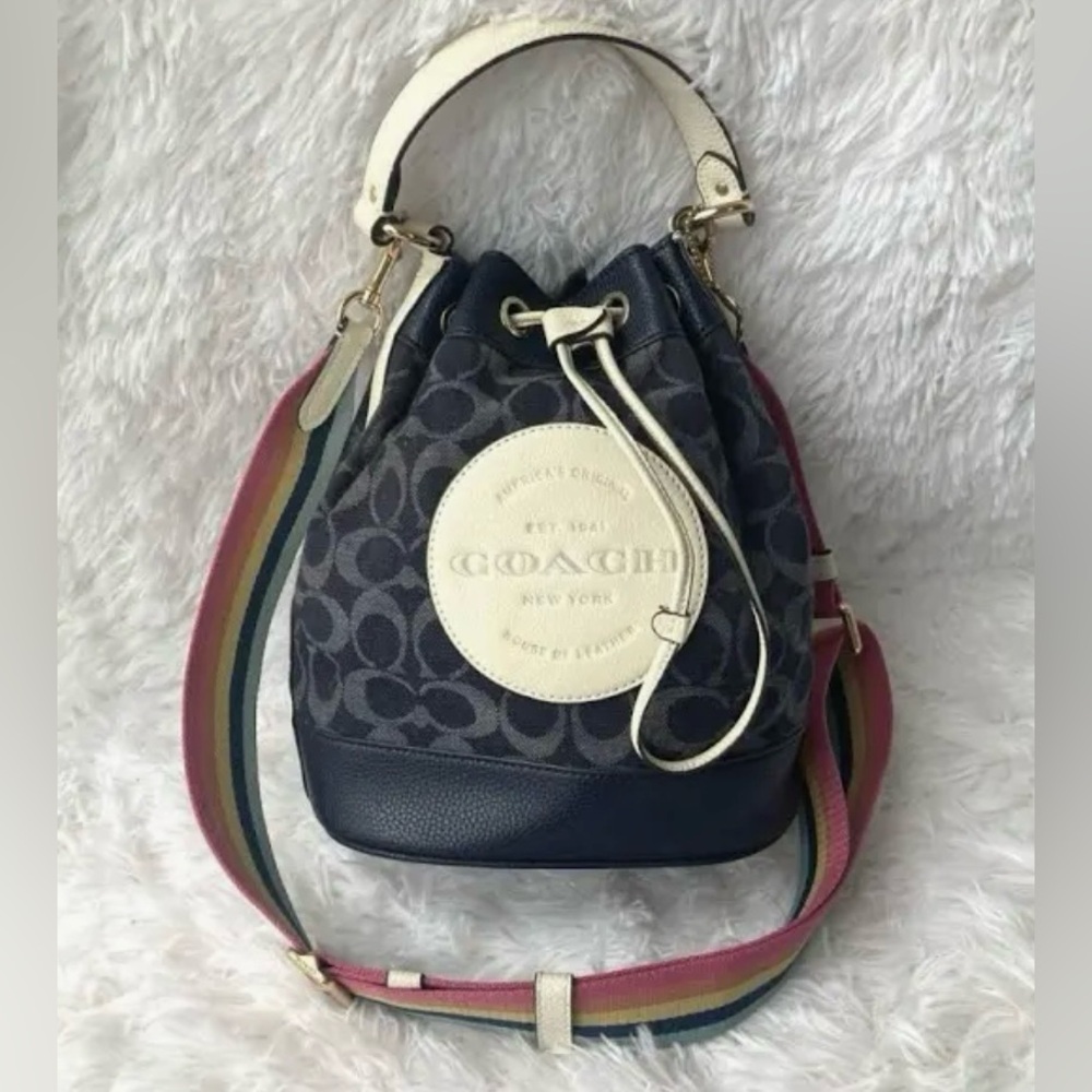 ๐๐ Coach Denim Blue Pride Dempsey Bucket Bag ๐๐ - Picture 9 of 13